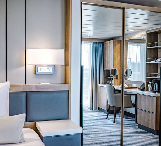 Deluxe Kabine mit Balkon © ship ocean victory