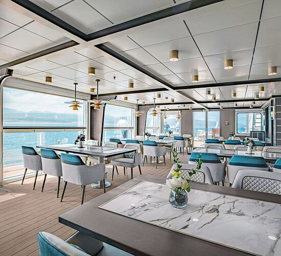 © ship ocean victory