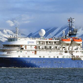 © ship sea spirit