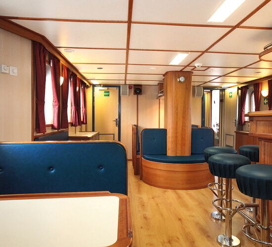 Bar & Lounge © ship rembrandt van rijn