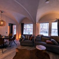 © accommodations