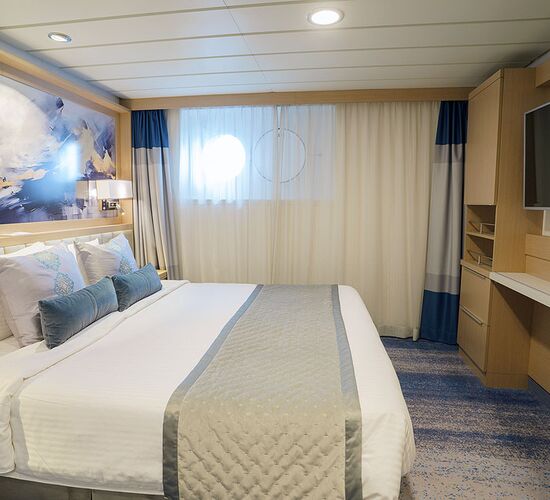 © ship ocean explorer