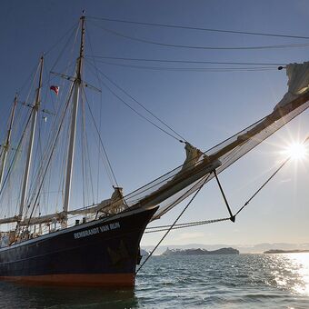 © ship rembrandt van rijn