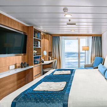© ship ocean victory