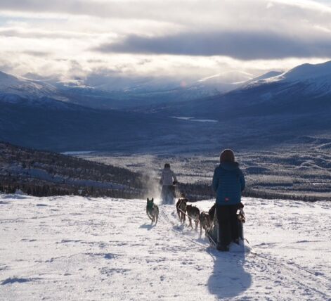 Wonderful Winter Experience in the Yukon © Mount LoganLodge