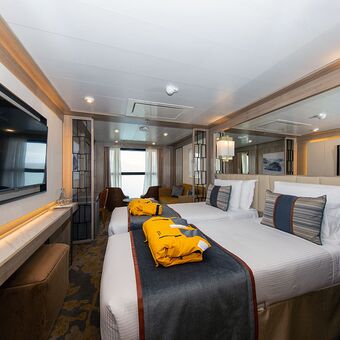 © cabins