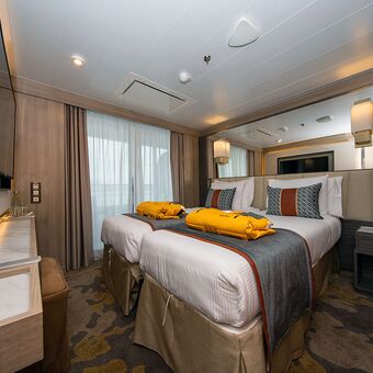 © cabins