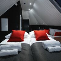 © accommodations