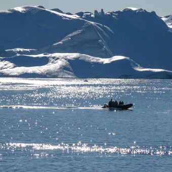 © greenland from iceland