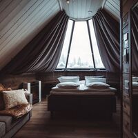 © accommodations