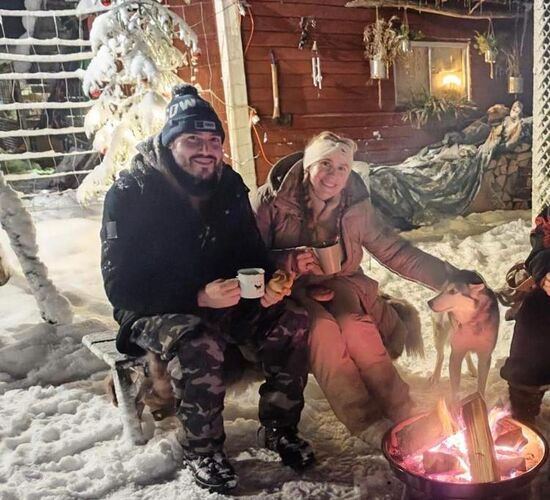 Husky holidays in Sweden's wilderness © nordic husky farm