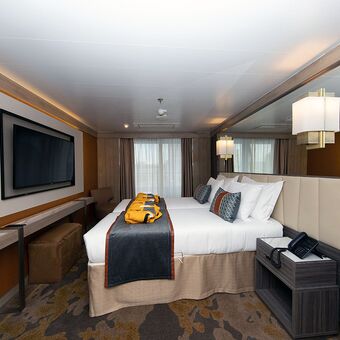 © cabins