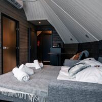 © accommodations