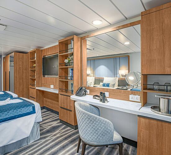 © ship ocean victory