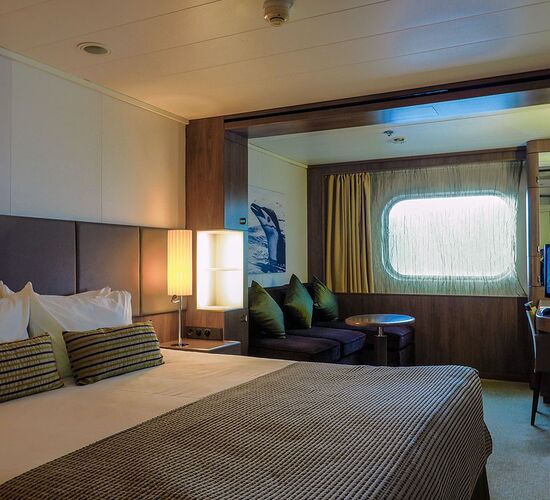 © ship heritage adventurer