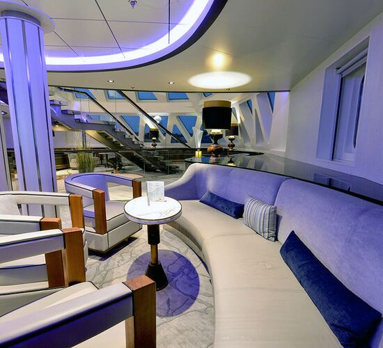 © ship ocean explorer