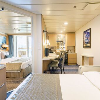 © ship ocean explorer