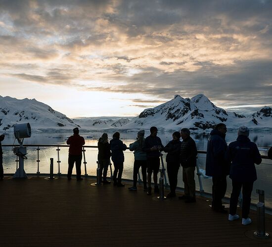 Ostgrönland komplett – Expedition entlang der wilden Küste © ship ocean victory