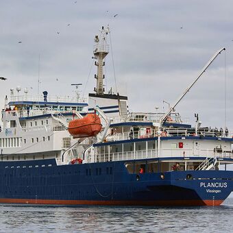 © ship plancius