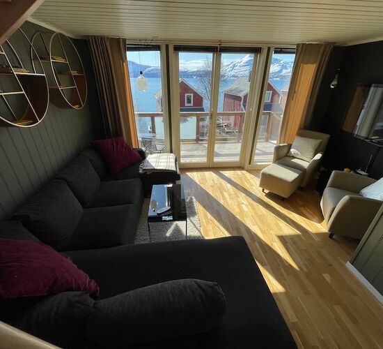 Standard-Hütte mit Meerblick © Malangen