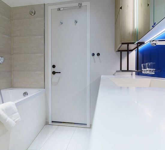 Deluxe Suite mit Balkon © ship ultramarine