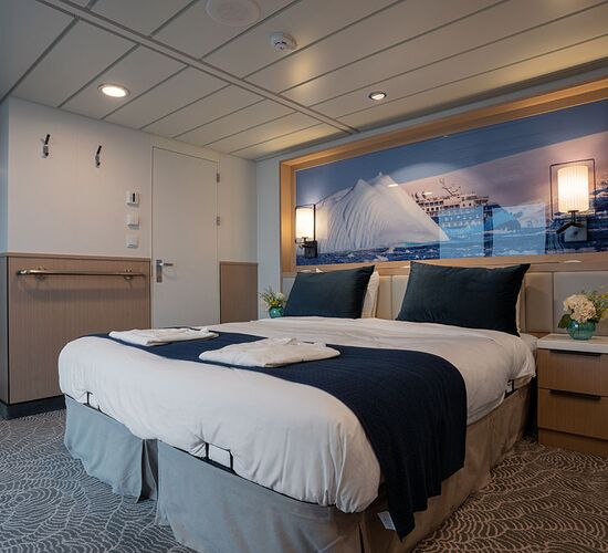 © ship ocean albatros