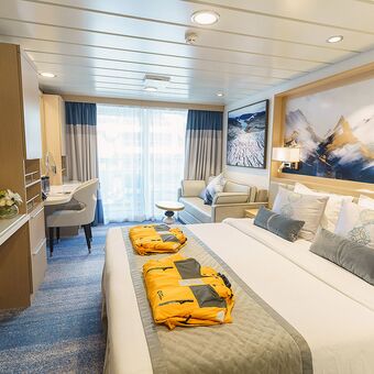 © ship ocean explorer