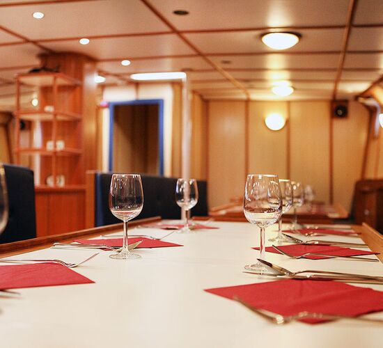 Restaurant & Vortragssaal © ship rembrandt van rijn