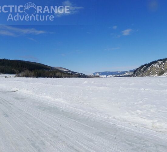 Over the ice road and to the Arctic Sea © Arctic Range Adventures