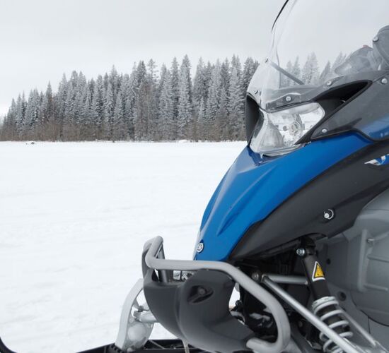 Husky Weekend in Northern Sweden © brandon pinebay lodge
