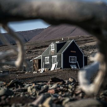 © complete east greenland