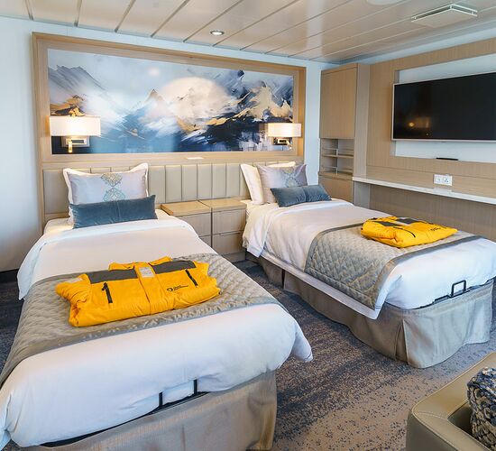 © ship ocean explorer