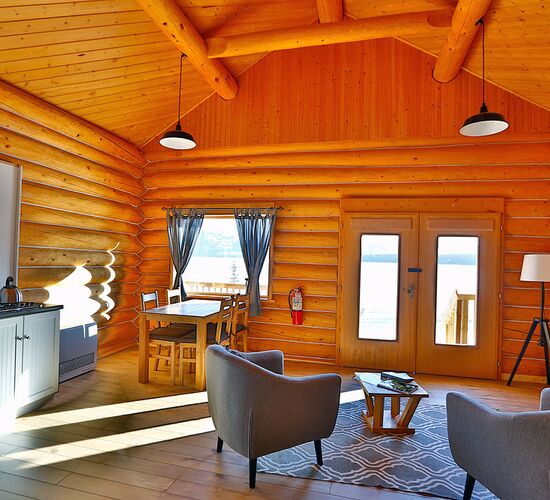 Family Lakefront Cabin © cabins