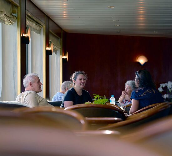 © ship heritage adventurer