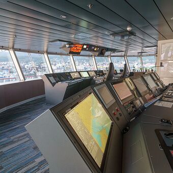 © ship ocean explorer