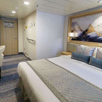 © ship ocean explorer