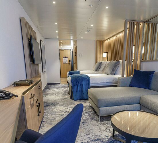Explorer Suite © ship ultramarine
