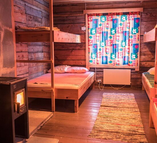 © Harriniva Hotels & Safaris