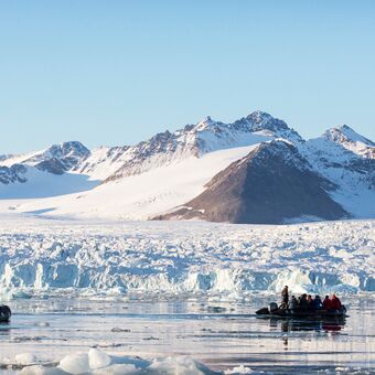 © greenland from iceland