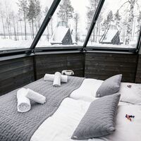 © accommodations