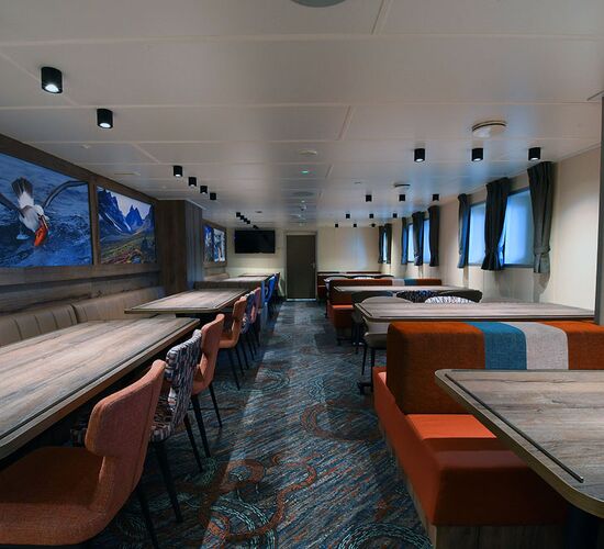 Dining Room © ship ortelius