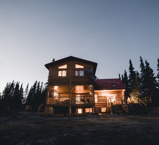 Wonderful Winter Experience in the Yukon © Mount LoganLodge