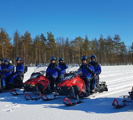 Snowmobile wilderness safari © kukkolaforsen