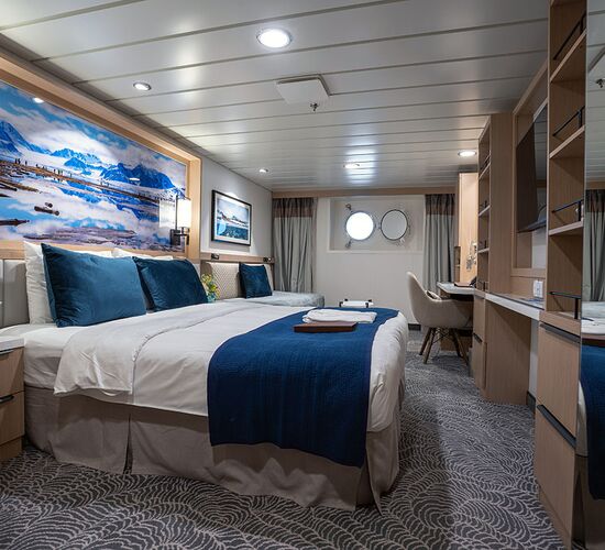 Kabine mit Bullauge für 3 Personen © ship ocean albatros