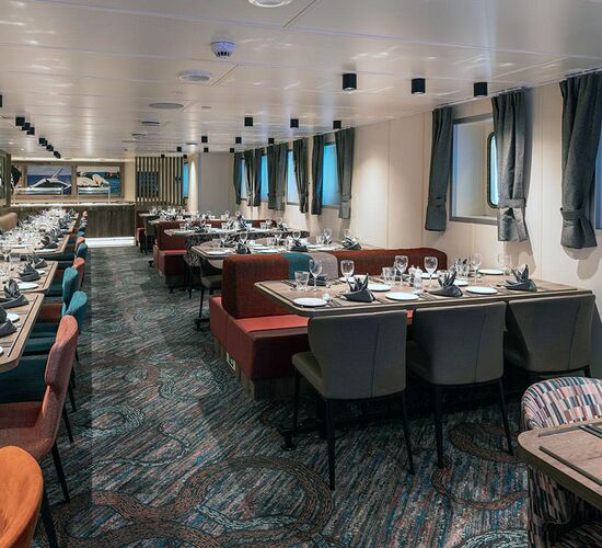 Dining Room © ship ortelius