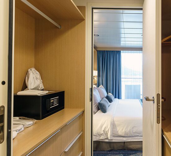 Penthouse Suite © ship ocean explorer