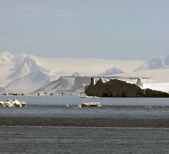 Nordspitzbergen Basecamp - Kajakfahren, Schneeschuhwandern, Wandern & Fotoworkshop © Antarktis Elefanteninsel Weddellmeer Polarkreis